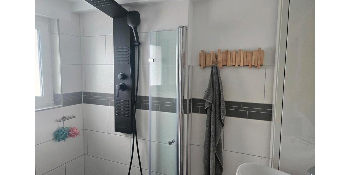 Etagenwohnung Leverkusen Bergisch Neukirchen - 4 Zimmer, 77 m&sup2;, 299.000&euro; | Angebot:26215414