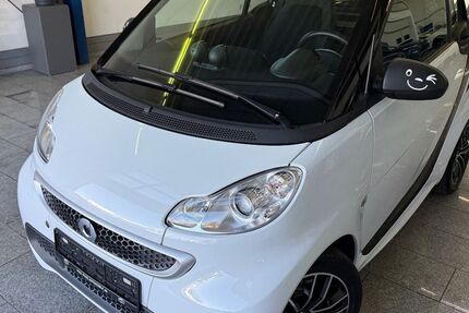 Smart ForTwo 80.656 km 8.399 &euro; Köln 50829