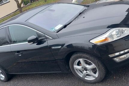 Ford Mondeo 144.000 km 8.500 &euro; Köln 50677