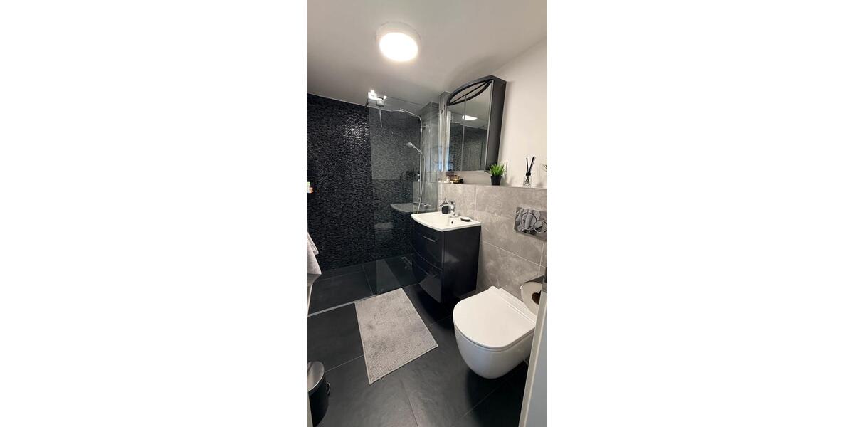 Hochparterre Köln Kalk - 4 Zimmer, 84 m&sup2;, 345.000&euro; | Angebot:26173320