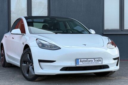 Tesla Model 3 68.942 km 21.900 &euro; Neuss 41472