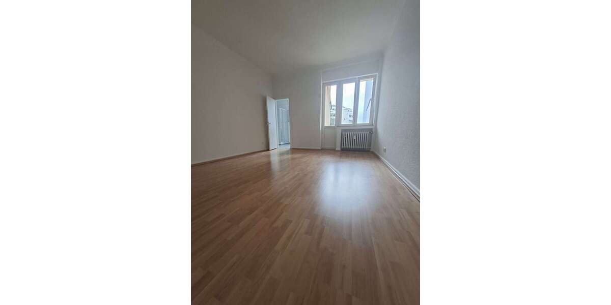 Etagenwohnung Düsseldorf Pempelfort - 2 Zimmer, 85 m&sup2;, 969&euro; | Angebot:26105153