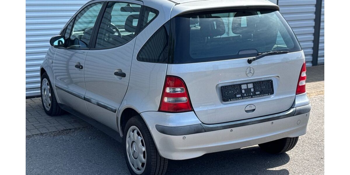 Mercedes-Benz A 160 128.123 km 3.490 &euro; Solingen 42719