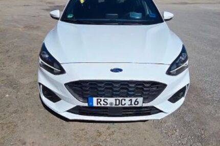 Ford Focus 67.500 km 19.400 &euro; Remscheid 42857
