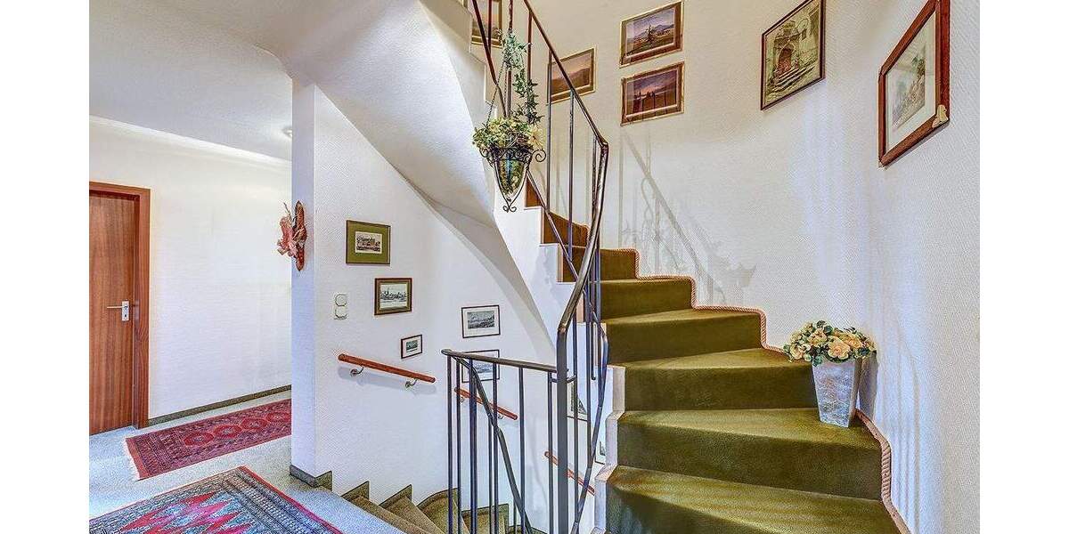 Reihenmittelhaus Düsseldorf Hubbelrath - 5 Zimmer, 124 m&sup2;, 549.000&euro; | Angebot:25744332