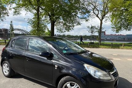 Opel Corsa 120.000 km 2.800 &euro; Köln 50679