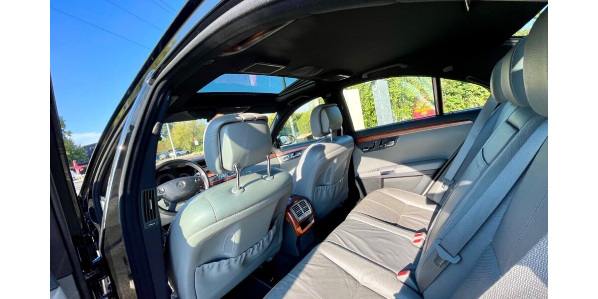 Mercedes-Benz S 500 242.000 km 11.499 &euro; Düsseldorf 40213