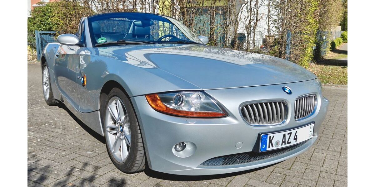BMW Z4 208.000 km 12.600 &euro; Köln 51107