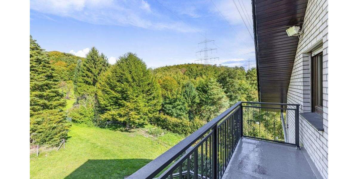 Einfamilienhaus Remscheid Lüttringhausen - 7 Zimmer, 230 m&sup2;, 576.000&euro; | Angebot:25862313