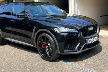 Jaguar F-Pace 94.000 km 46.300 &euro; Köln 50823