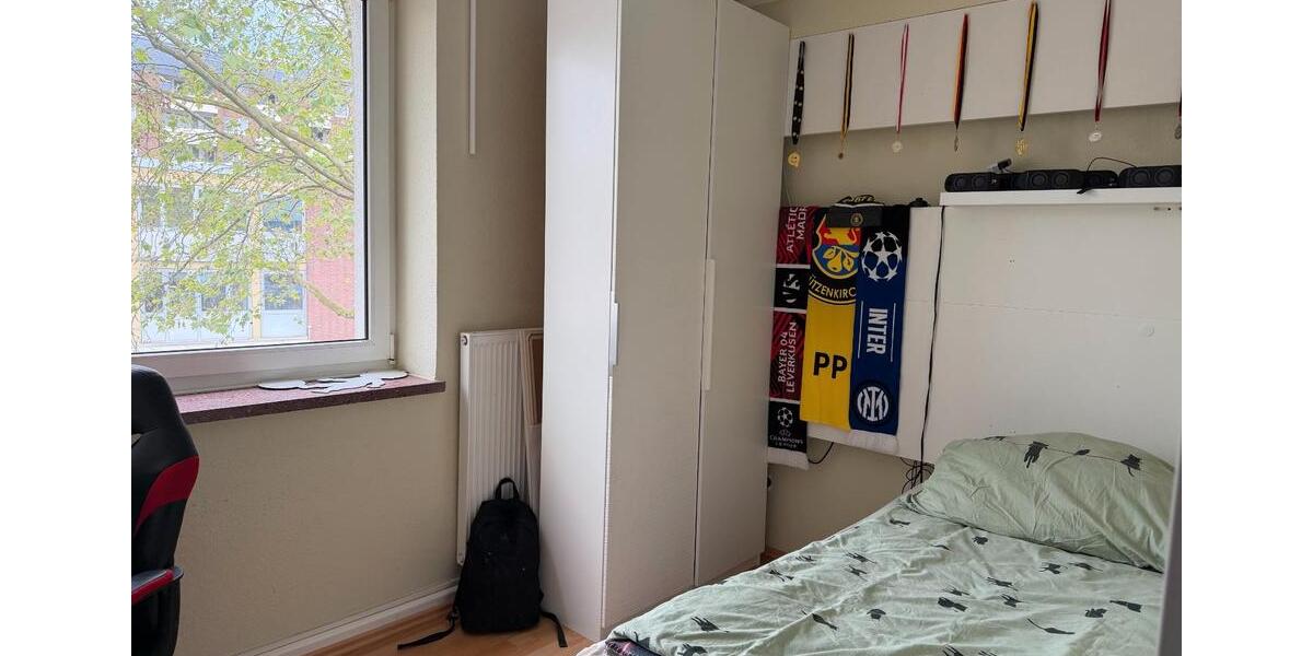 Etagenwohnung Leverkusen Opladen - 4 Zimmer, 113 m&sup2;, 1.350&euro; | Angebot:26502613