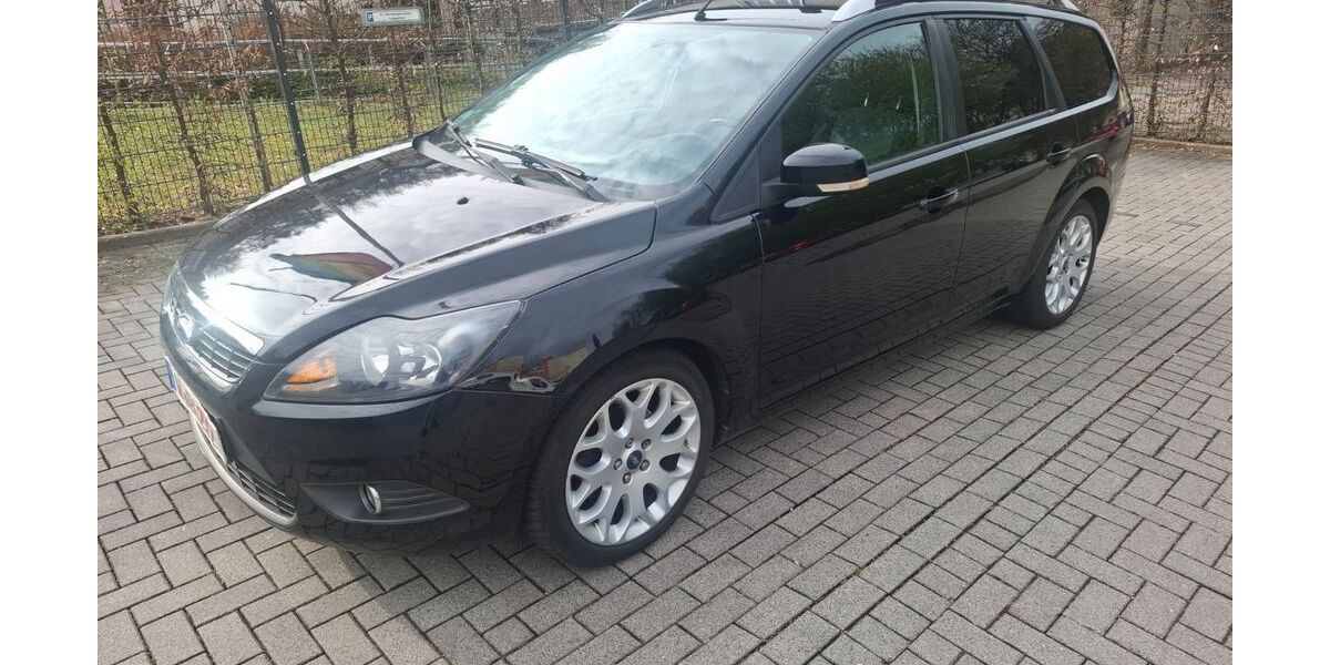 Ford Focus 183.000 km 2.650 &euro; wuppertal 42277