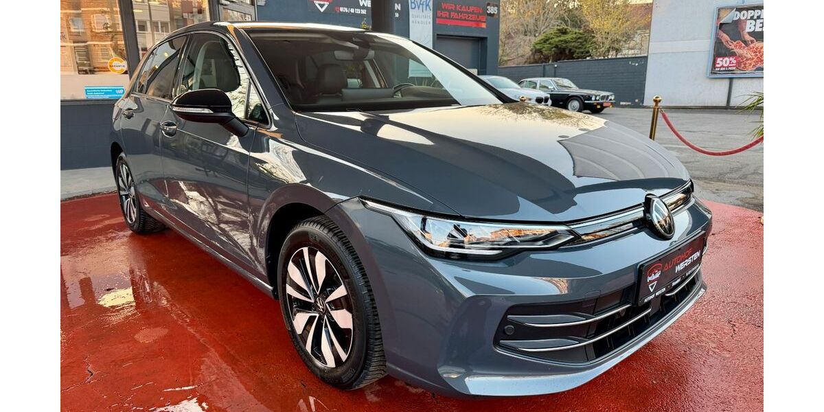 VW Golf 29.502 km 23.490 &euro; Düsseldorf 40589