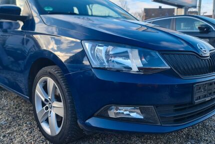 Skoda Fabia 117.000 km 6.450 &euro; Düsseldorf 40549