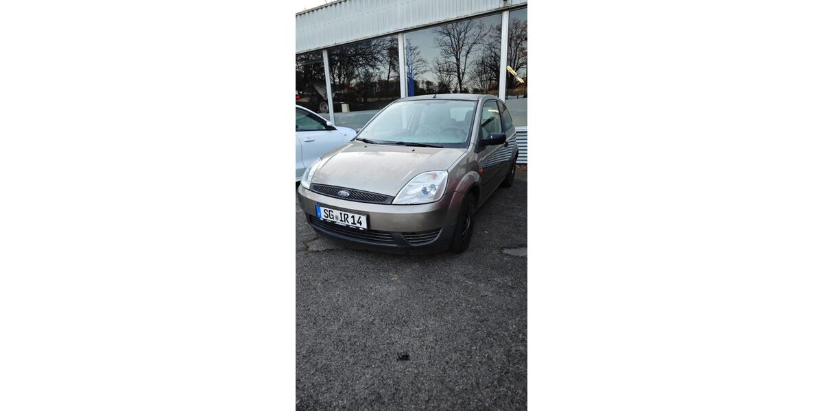 Ford Fiesta 108.000 km 1.450 &euro; Neuss 41469