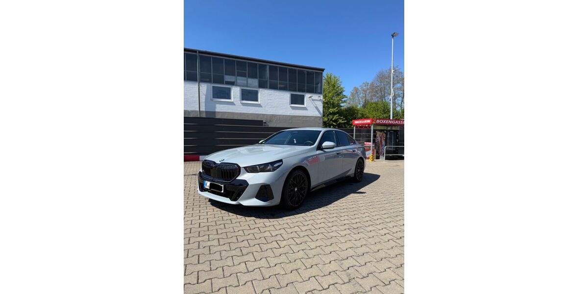 BMW 520 43.000 km 49.500 &euro; Köln 51145