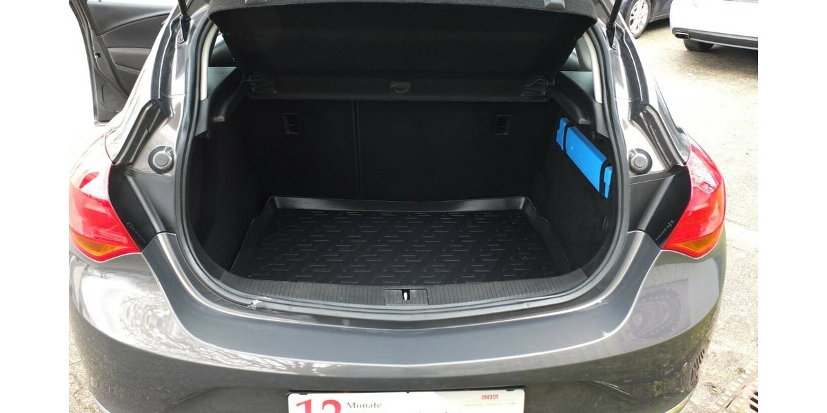 Opel Astra ACTIVE KLIMAANLAGE 17 ZOLL LMF TEMPOMAT 92.855 km 7.598 &euro; Köln 50858