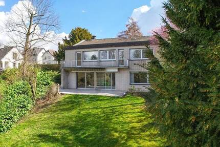 Haus Mülheim an der Ruhr Holthausen - 8 Zimmer, 260 m&sup2;, 769.000&euro; | Angebot:26036745