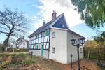 Einfamilienhaus Bergisch Gladbach Paffrath - 4 Zimmer, 155 m&sup2;, 2.350&euro; | Angebot:25715770