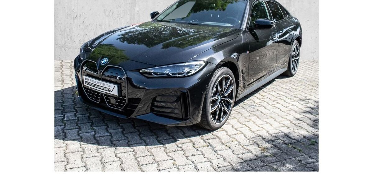 BMW i4 46.565 km 40.390 &euro; Mettmann 40822