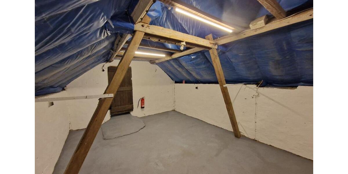 Gewerbeobjekt Meerbusch Kierst - 90&euro; | Angebot:25084230