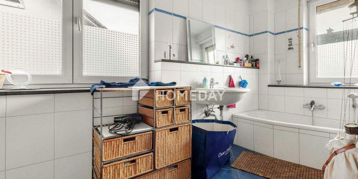 Einfamilienhaus Neuss Holzheim - 7 Zimmer, 253 m&sup2;, 870.000&euro; | Angebot:25694090