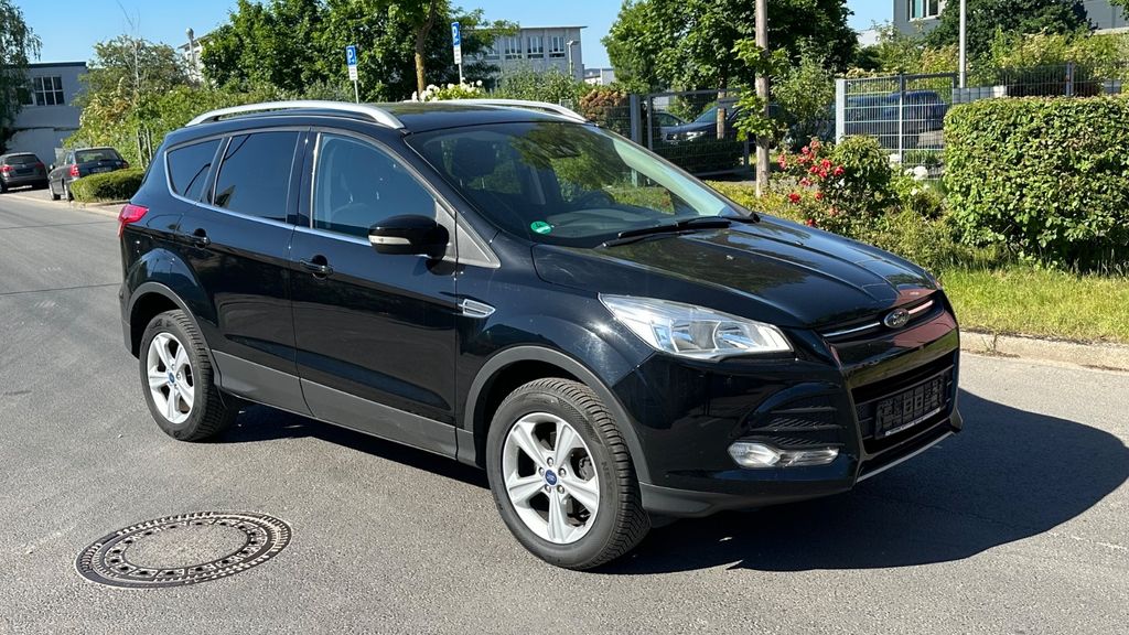 Ford Kuga 134.000 km 8.500 &euro; Neuss 41460