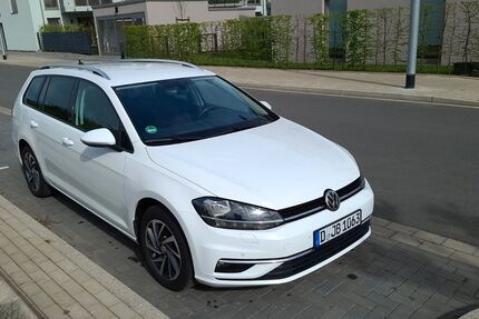 VW Golf 133.897 km 11.460 &euro; Düsseldorf 40627