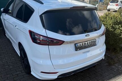 Ford S-Max 55.000 km 24.499 &euro; Köln 51143