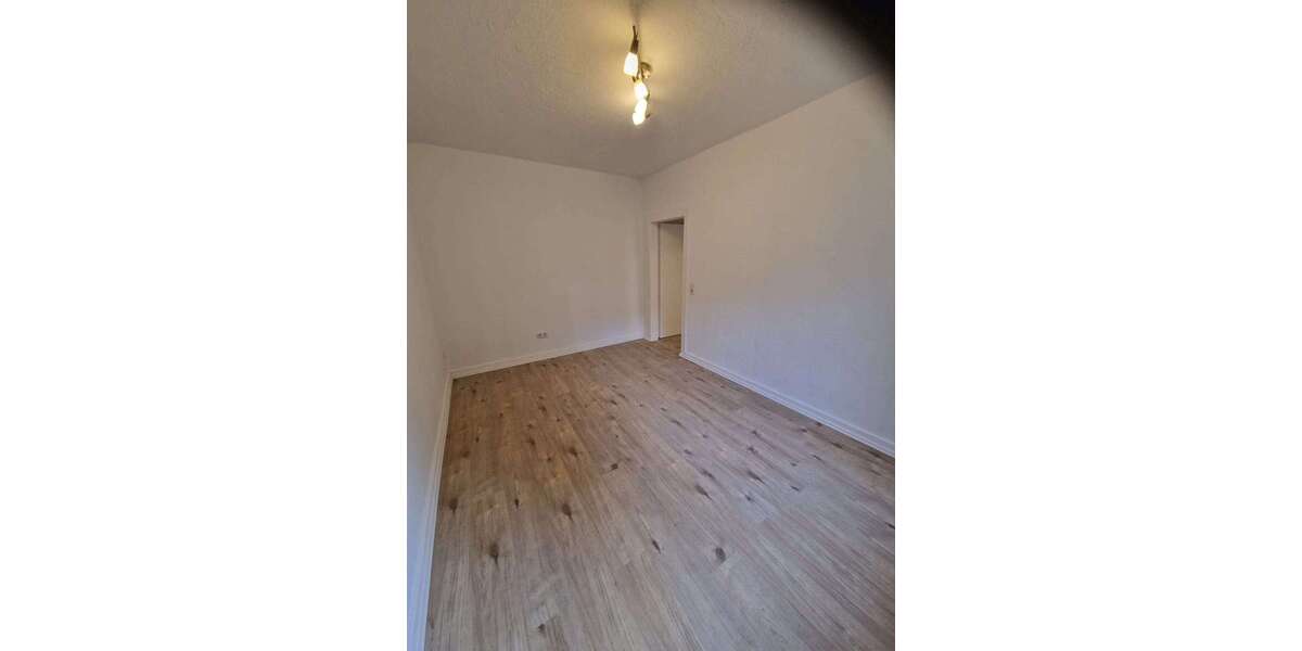 Etagenwohnung Wuppertal Elberfeld - 1 Zimmer, 28 m&sup2;, 54.000&euro; | Angebot:26143357