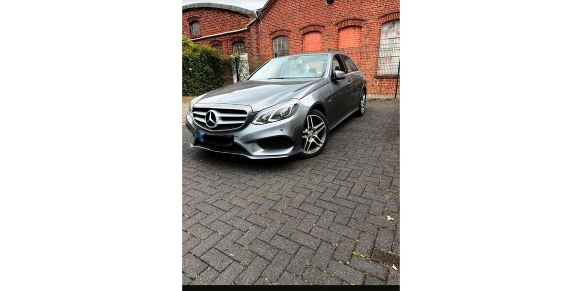 Mercedes-Benz E 200 95.000 km 21.500 &euro; Velbert 42549