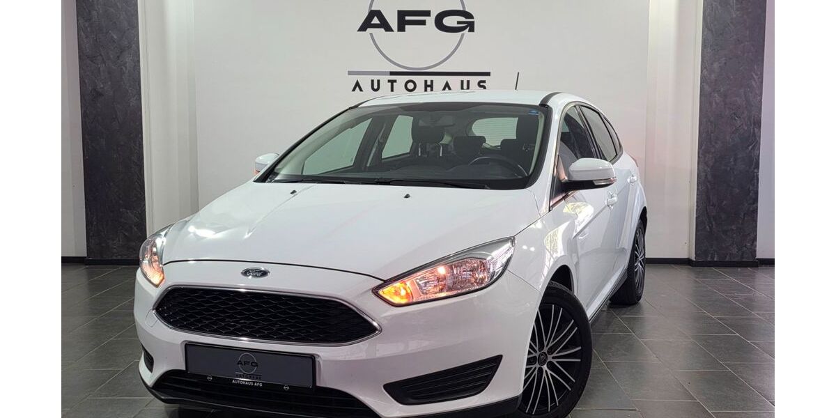 Ford Focus 59.776 km 9.995 &euro; Wuppertal 42285
