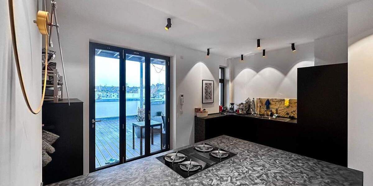 Terrassenwohnung Düsseldorf Friedrichstadt - 3 Zimmer, 130 m&sup2;, 2.900&euro; | Angebot:25683384