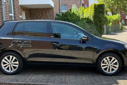 VW Golf 141.060 km 6.500 &euro; Meerbusch 40667
