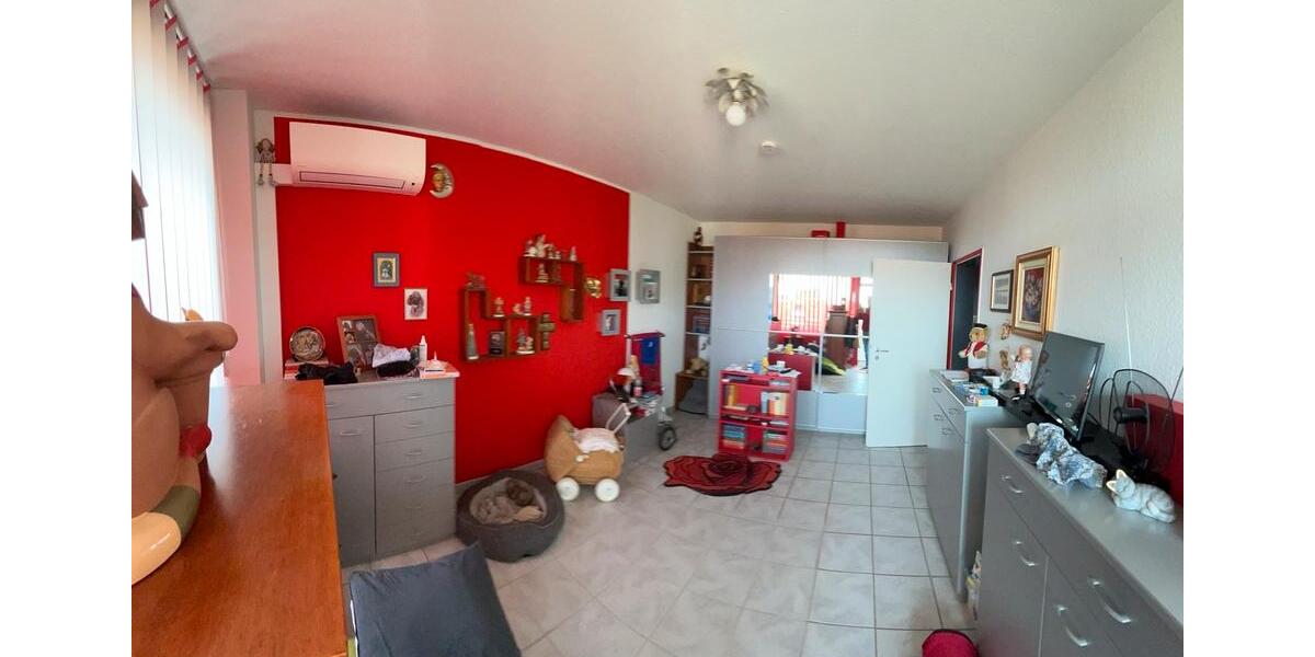 Etagenwohnung Neuss - 3 Zimmer, 84 m&sup2;, 248.000&euro; | Angebot:26168521