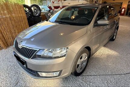 Skoda Rapid 119.000 km 7.999 &euro; Wuppertal 42115