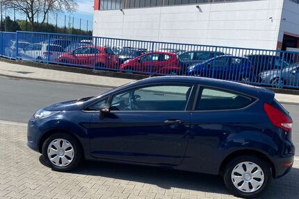 Ford Fiesta 144.999 km 4.299 &euro; Düsseldorf 40599