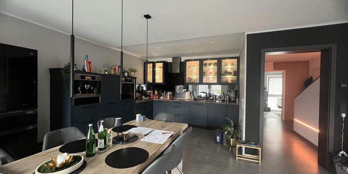 Doppelhaushälfte Wuppertal Elberfeld - 7 Zimmer, 250 m&sup2;, 970.000&euro; | Angebot:25879339