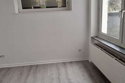 Wohnung Wuppertal Unterbarmen - 2 Zimmer, 51 m&sup2;, 400&euro; | Angebot:27385324