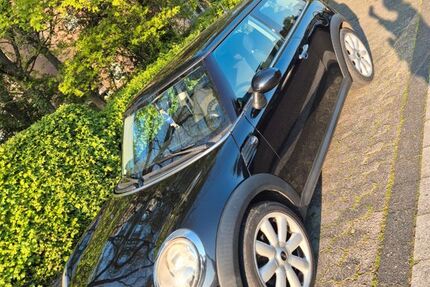 Mini ONE 184.109 km 4.900 &euro; Neuss 41466