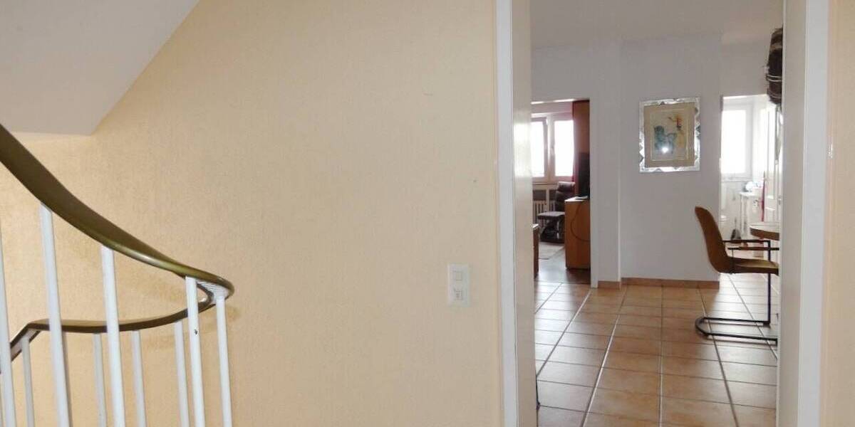 Etagenwohnung Ratingen Lintorf - 3 Zimmer, 94 m&sup2;, 296.000&euro; | Angebot:26108271