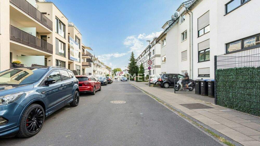 Etagenwohnung Köln Holweide - 3 Zimmer, 80 m&sup2;, 299.000&euro; | Angebot:25732680