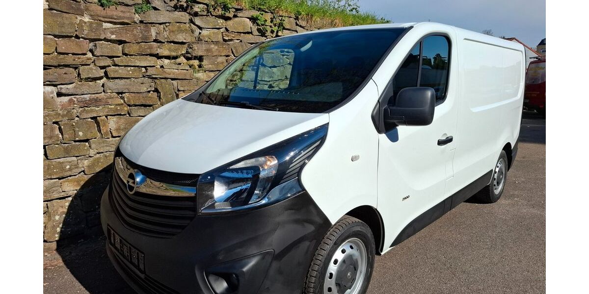 Opel Vivaro 75.500 km 13.900 &euro; Mülheim an der Ruhr 45481