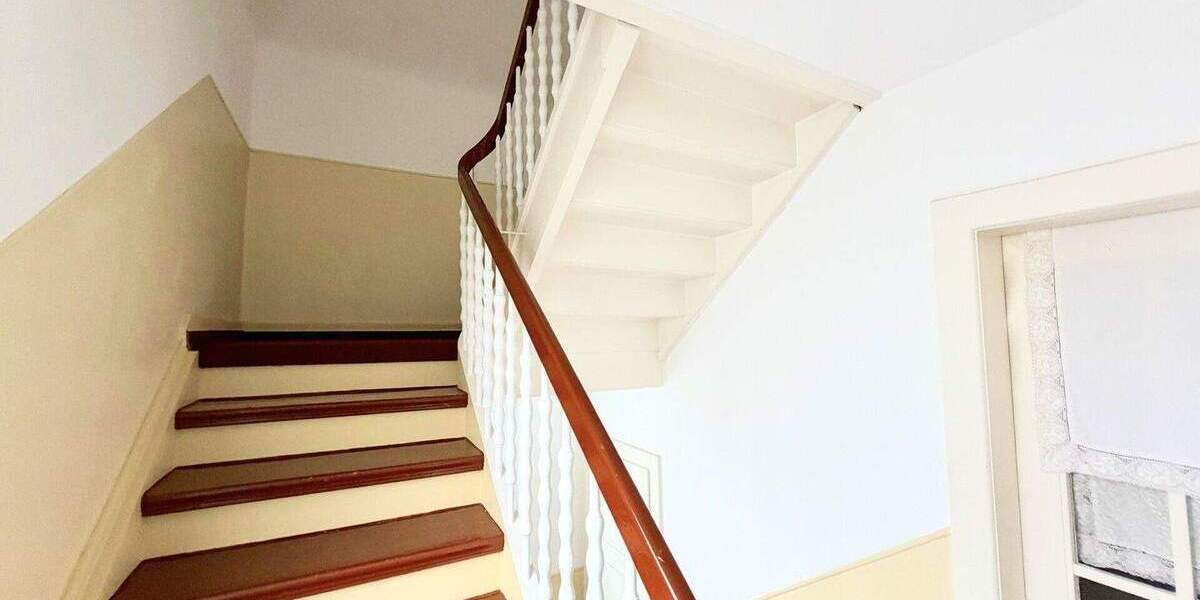 Mehrfamilienhaus, Wohnhaus Solingen / Wald Wald - 7 Zimmer, 171 m&sup2;, 285.000&euro; | Angebot:25775366