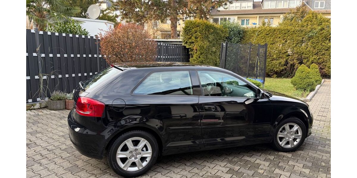 Audi A3 198.103 km 4.970 &euro; Leverkusen 51379
