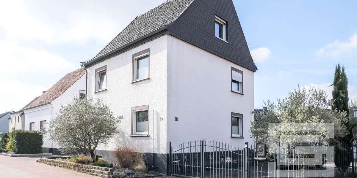 Einfamilienhaus Langenfeld - 5 Zimmer, 120 m&sup2;, 479.000&euro; | Angebot:26253956