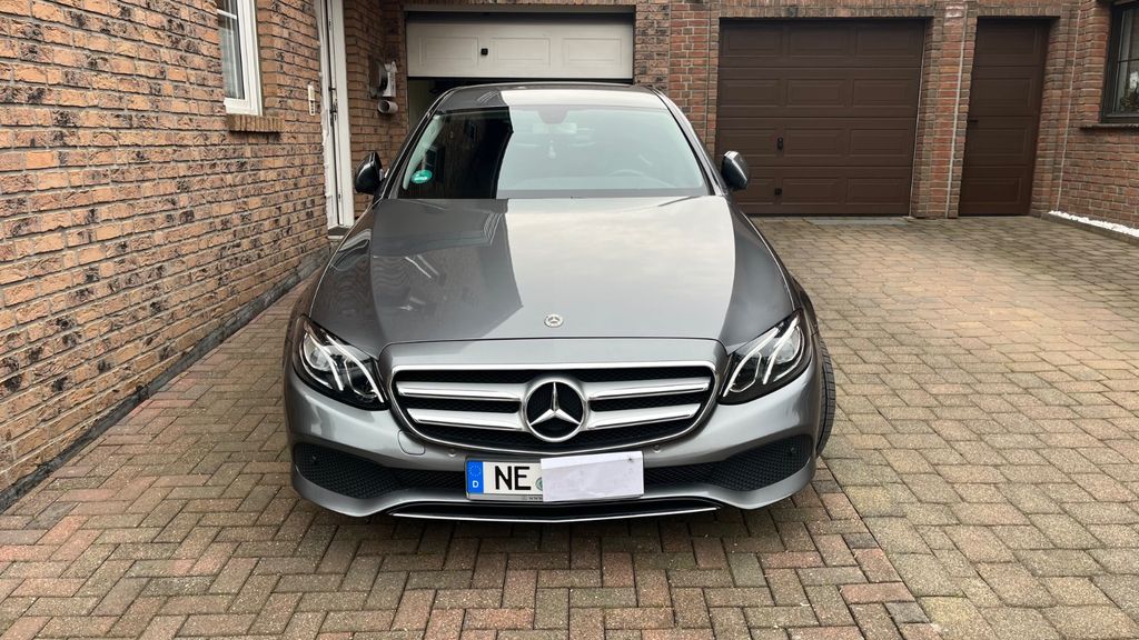 Mercedes-Benz E 220 89.500 km 24.800 &euro; Dormagen 41539