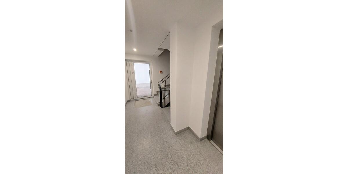 Erdgeschoßwohnung Köln Kalk - 3 Zimmer, 83 m&sup2;, 1.650&euro; | Angebot:24476955