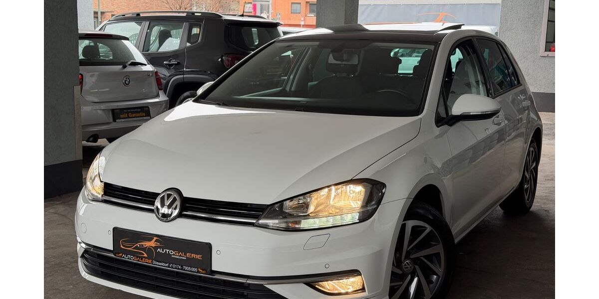 VW Golf 113.000 km 15.690 &euro; Düsseldorf 40229