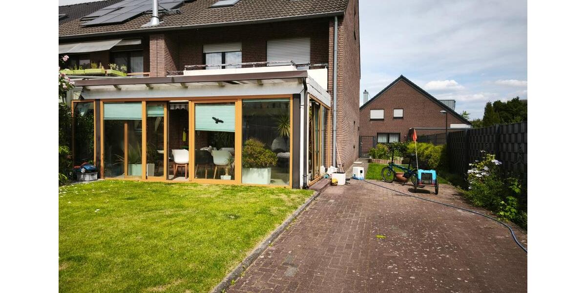 Reihenhaus Langenfeld (Rheinland) - 6 Zimmer, 719.000&euro; | Angebot:22569771